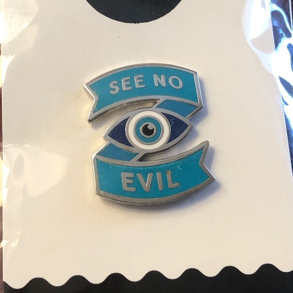 See No Evil (Evil Eye) Enamel Pin - Picture 2 of 2